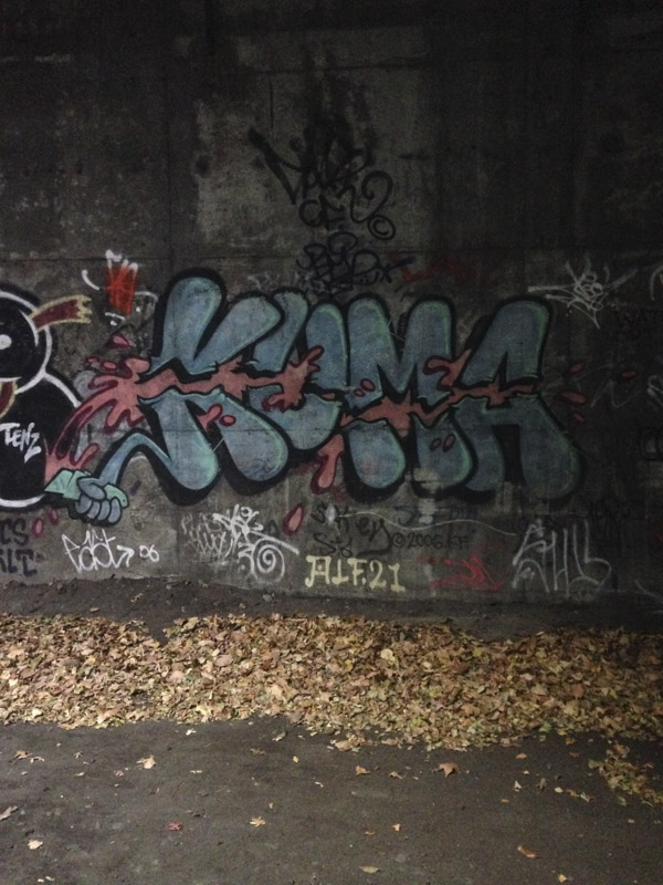 1xRun_Features_Iphone_Graffiti-11