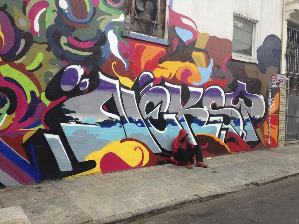 1xRun_Features_Iphone_Graffiti