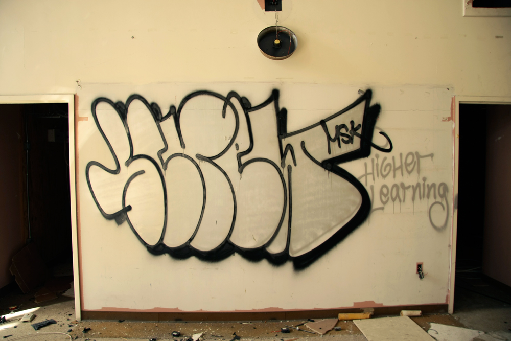 1xRun_Streets_Graffiti_Detroit
