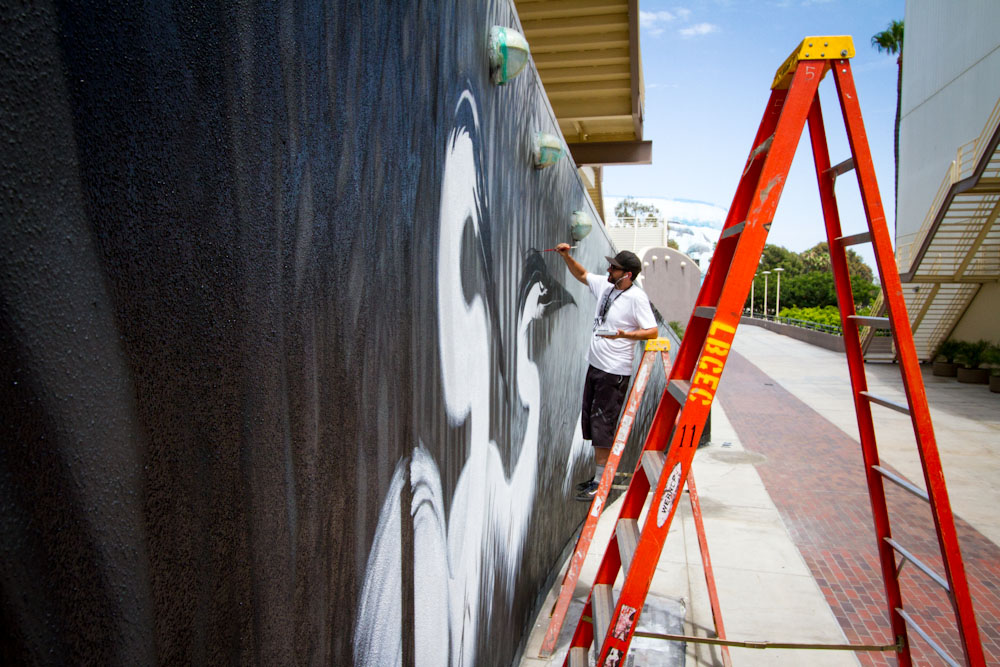 Pow-Wow-Long-Beach-1xrun-in-progress-mural-photos--13